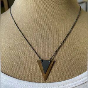 Triangle Pendant Necklace NWOT